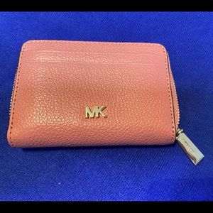 Michael kors wallet